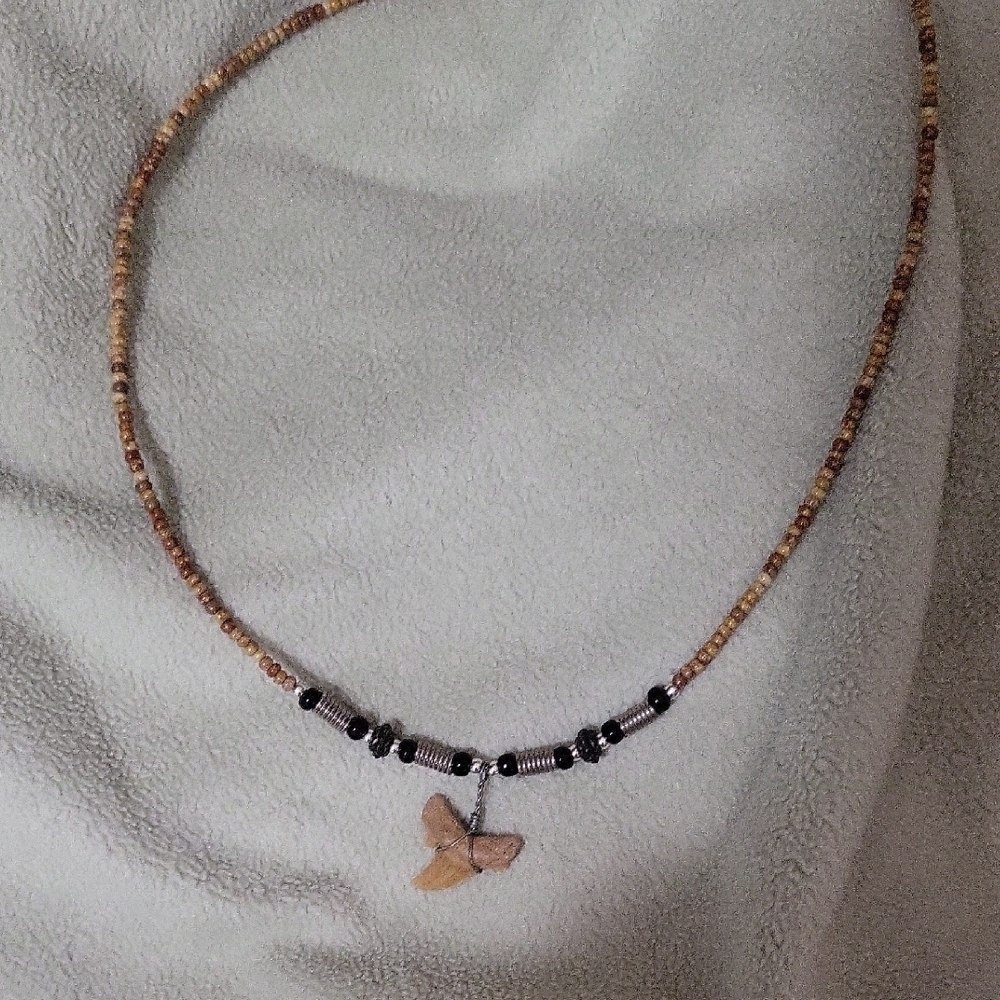 Navahoe Pendant Beaded Necklace/ Bonus Sharpening Stone​​